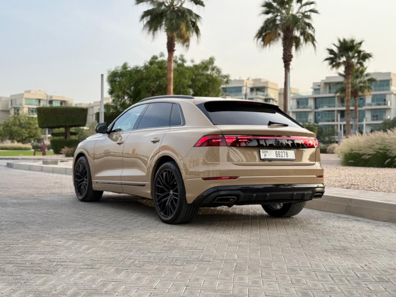 Audi Q8 — photo 5