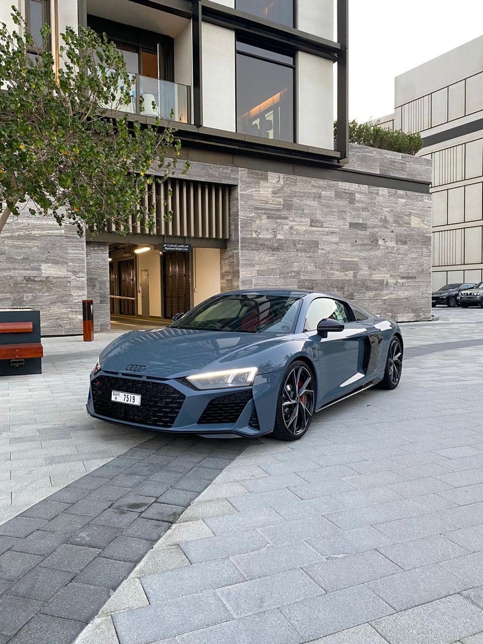 Audi R8