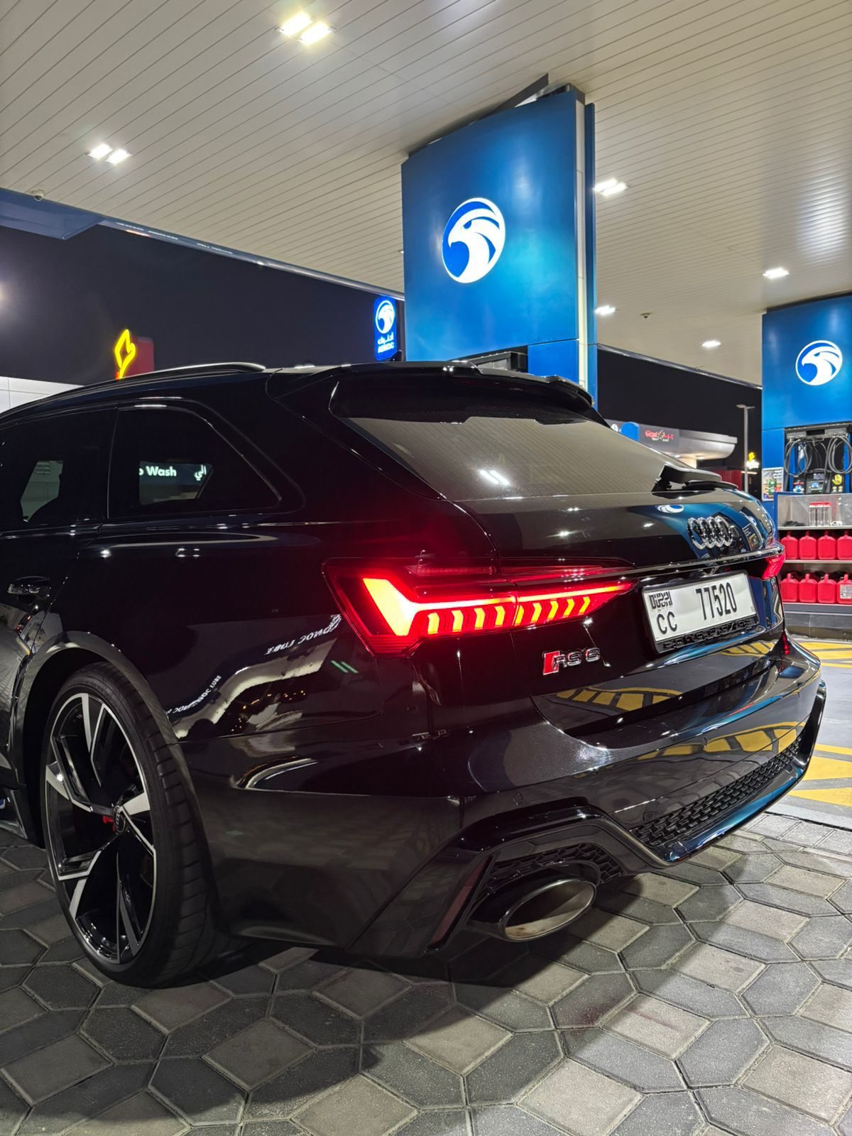 Audi RS6 — photo 5