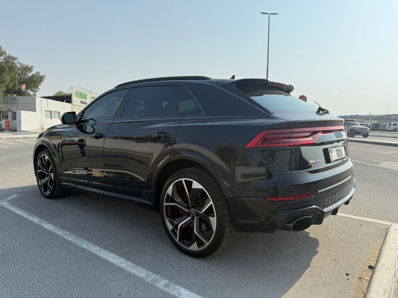 Audi RS Q8 — photo 7
