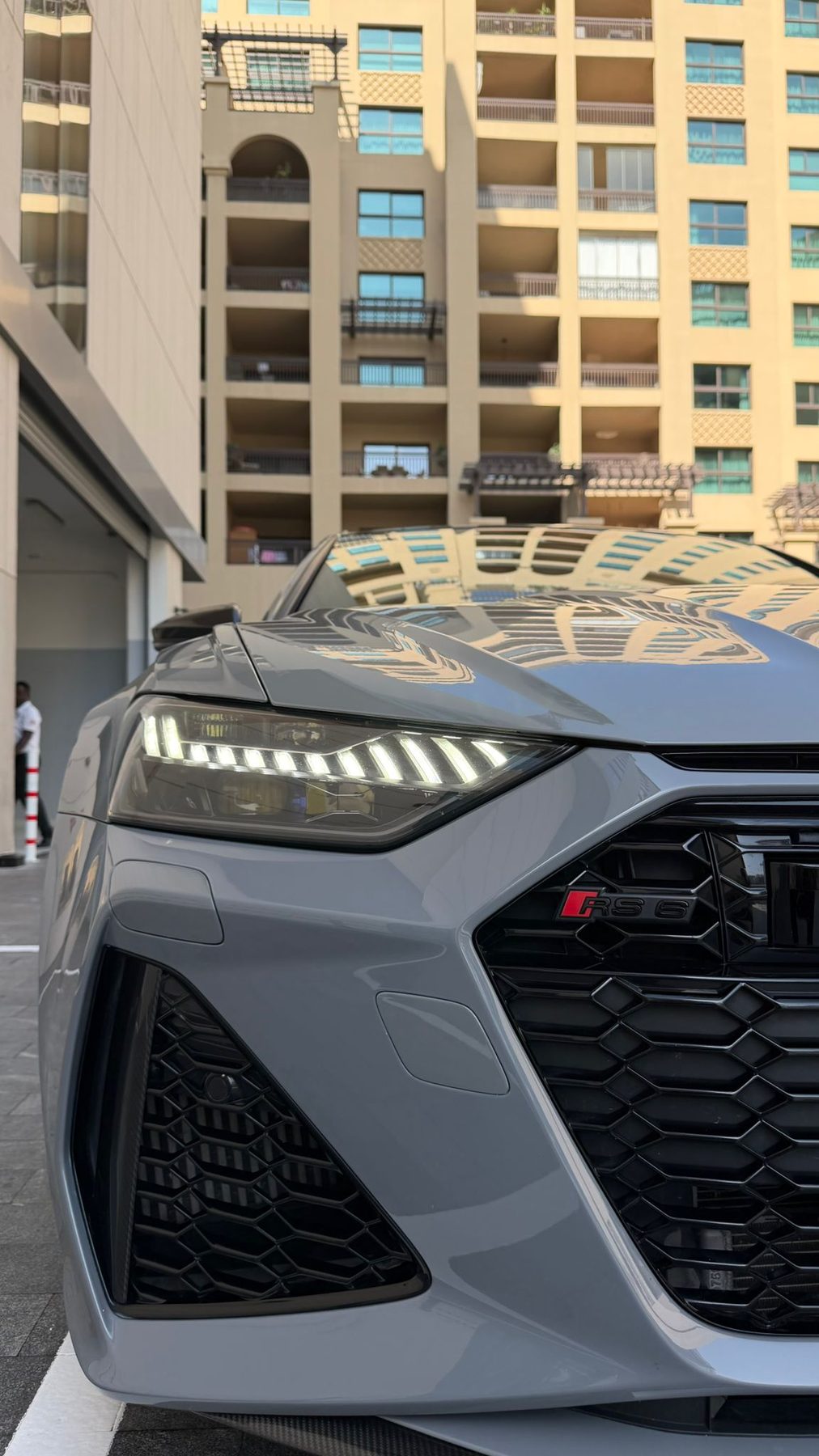 Audi RS6 — photo 4