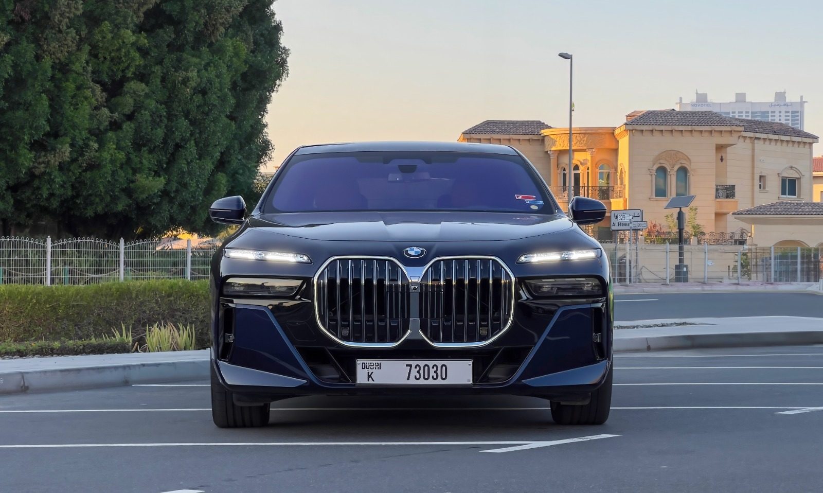 BMW 735i
