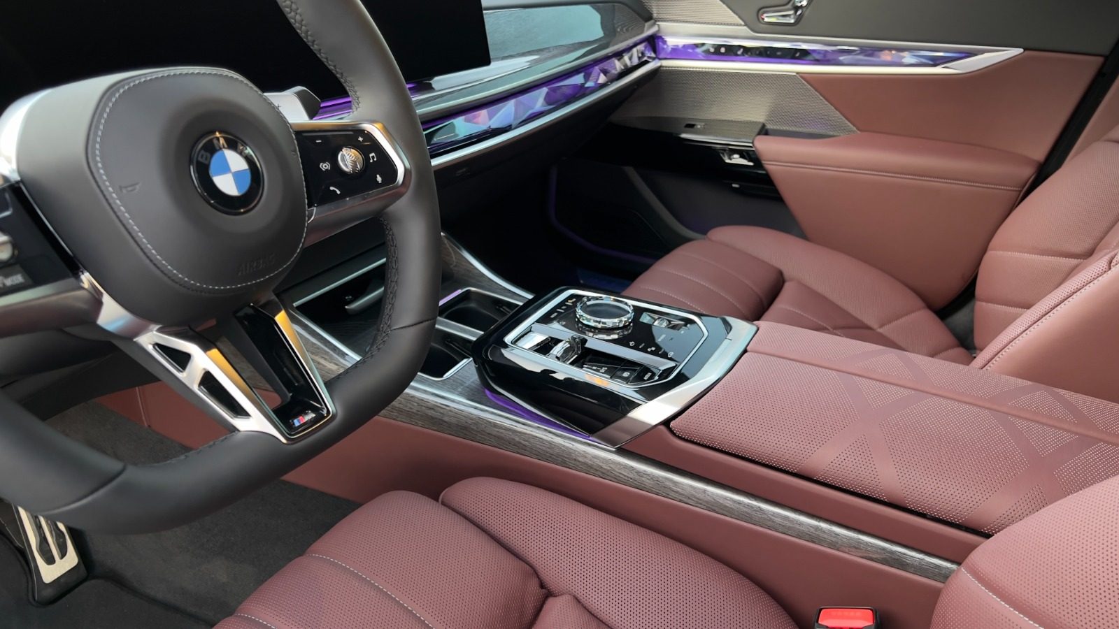 BMW 735i — photo 4