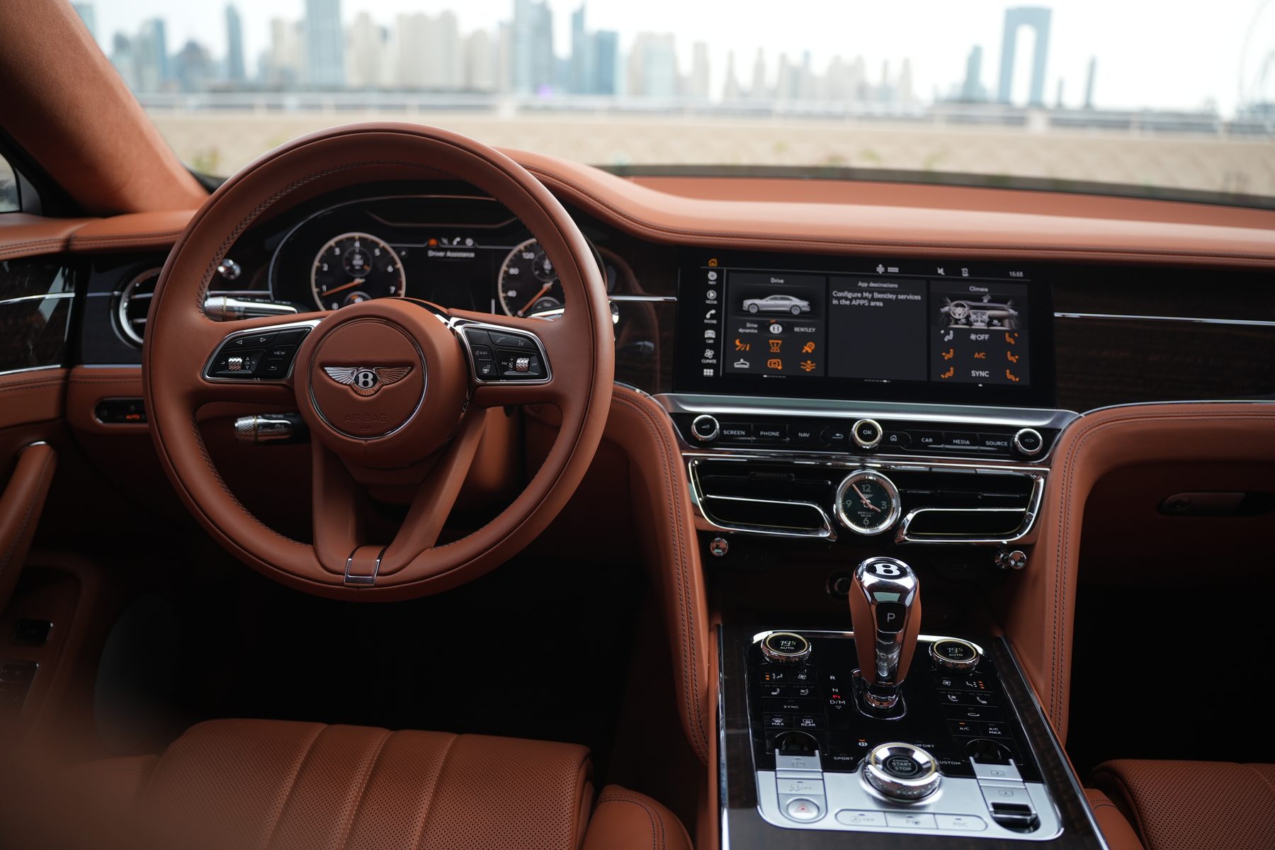 Bentley Flying Spur — photo 4