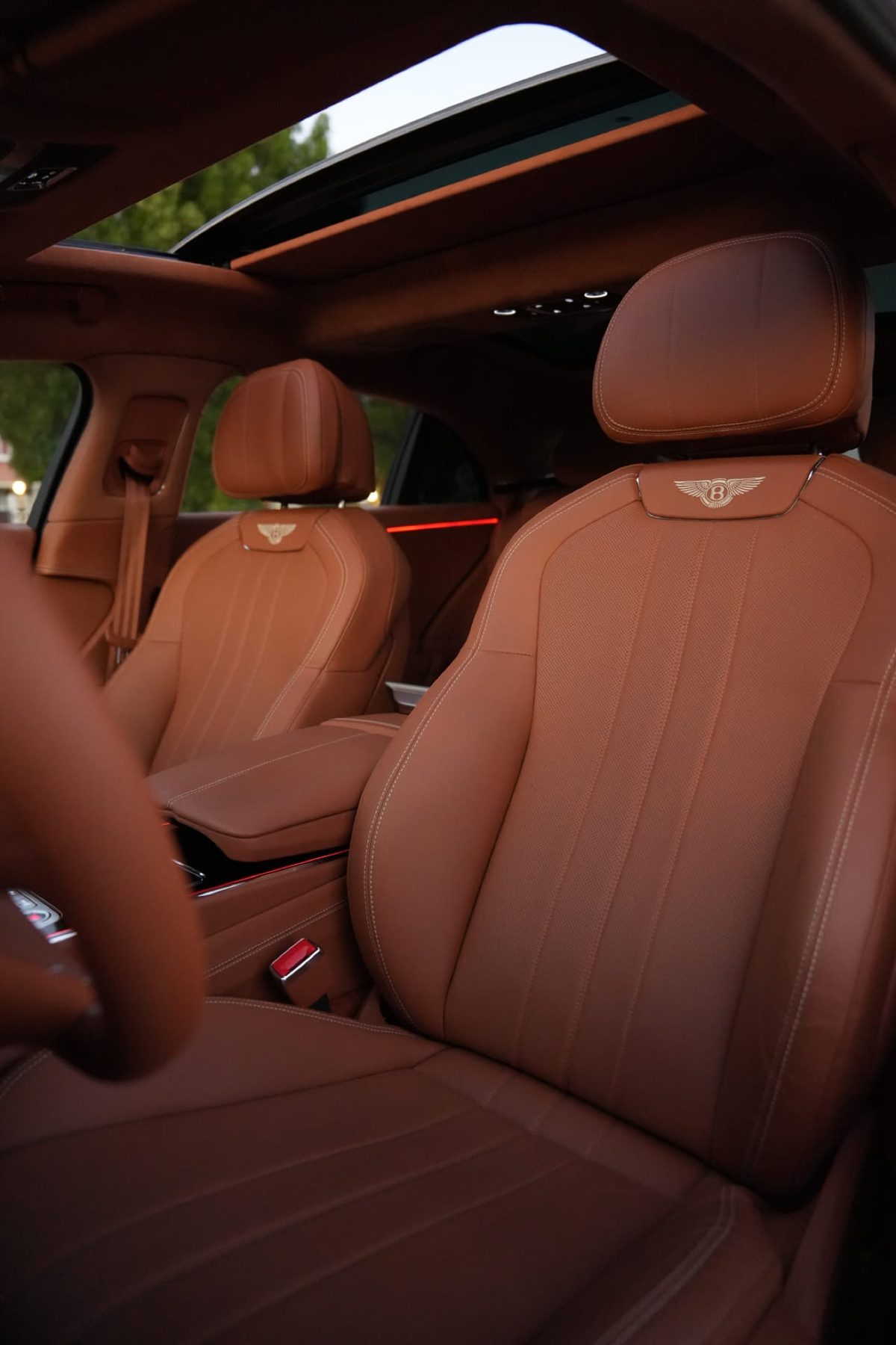 Bentley Flying Spur — photo 5