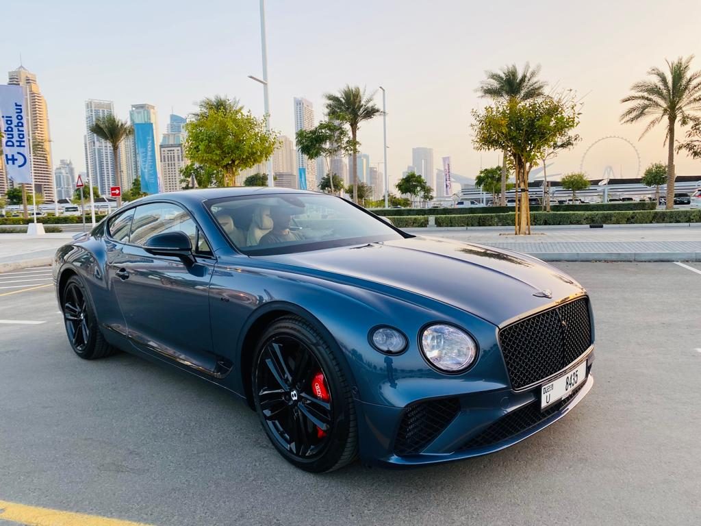 Bentley GT — photo 4