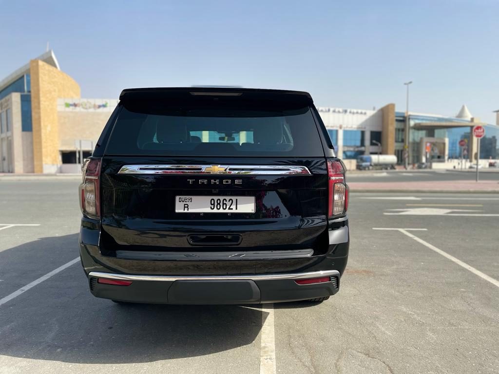 Chevrolet Tahoe — photo 3