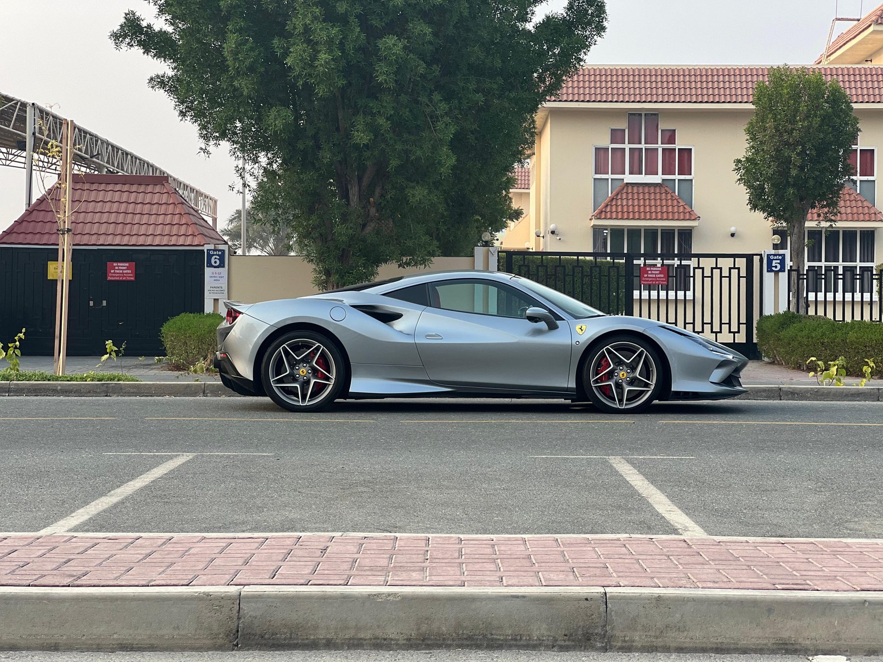 Ferrari F8 Tributo — photo 3