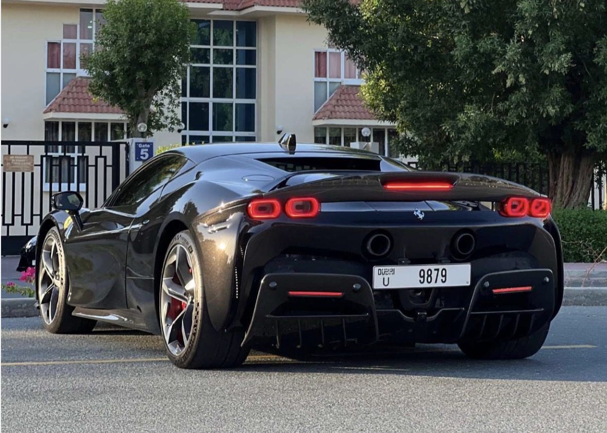 Ferrari SF90 — photo 3