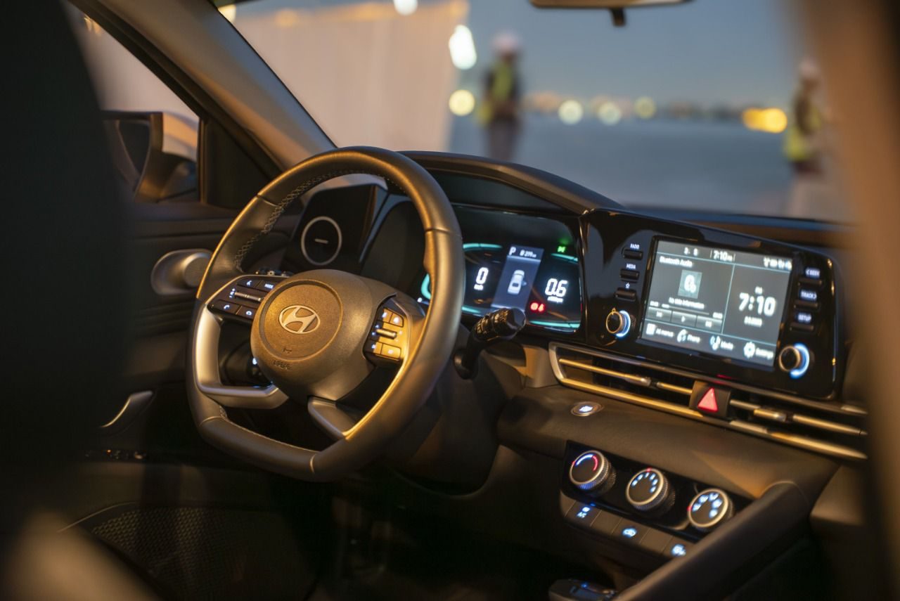 Hyundai Elantra — photo 6