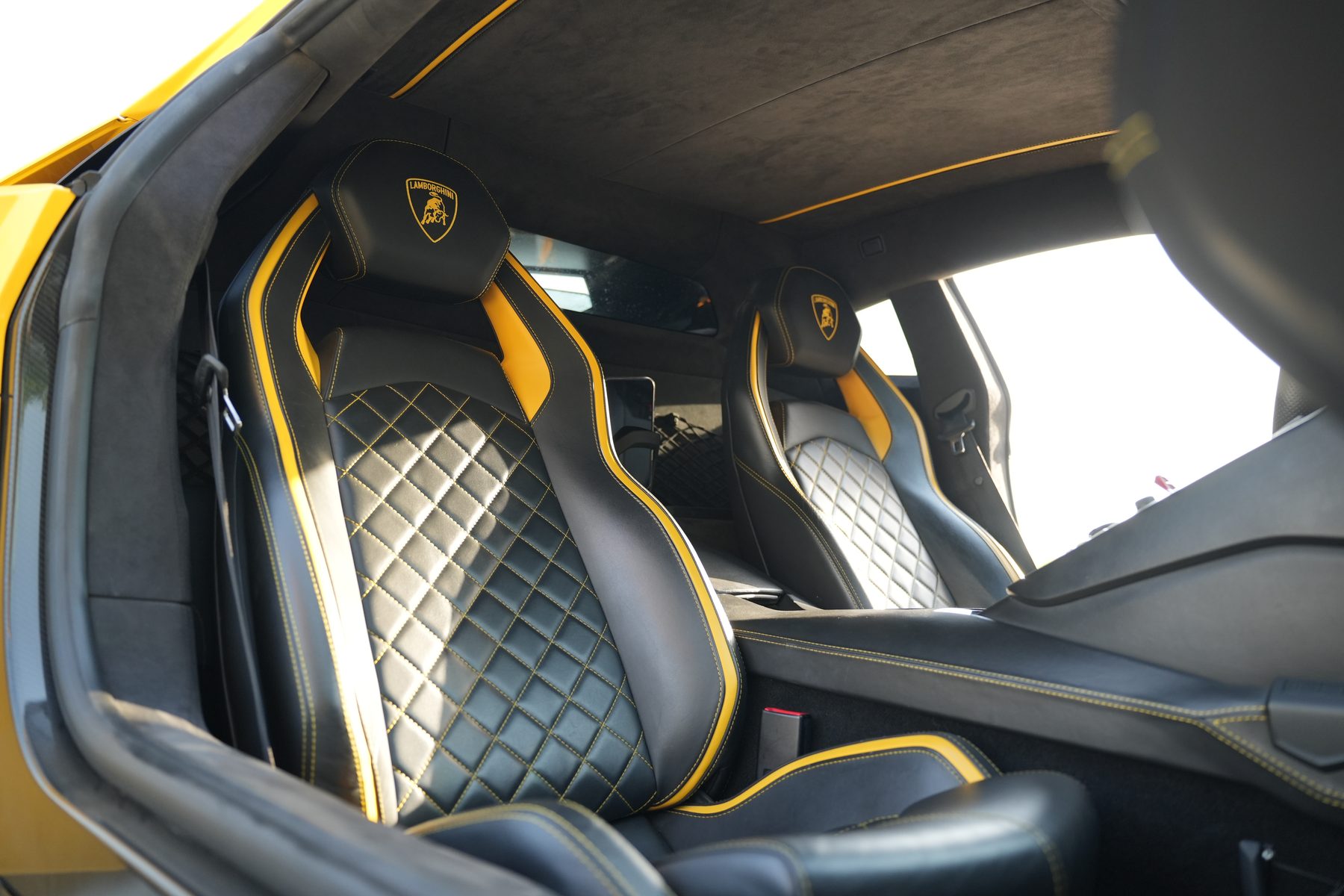 Lamborghini  aventador S — photo 4