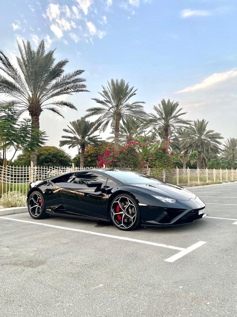 Lamborghini Huracan Evo Coupe — photo 3