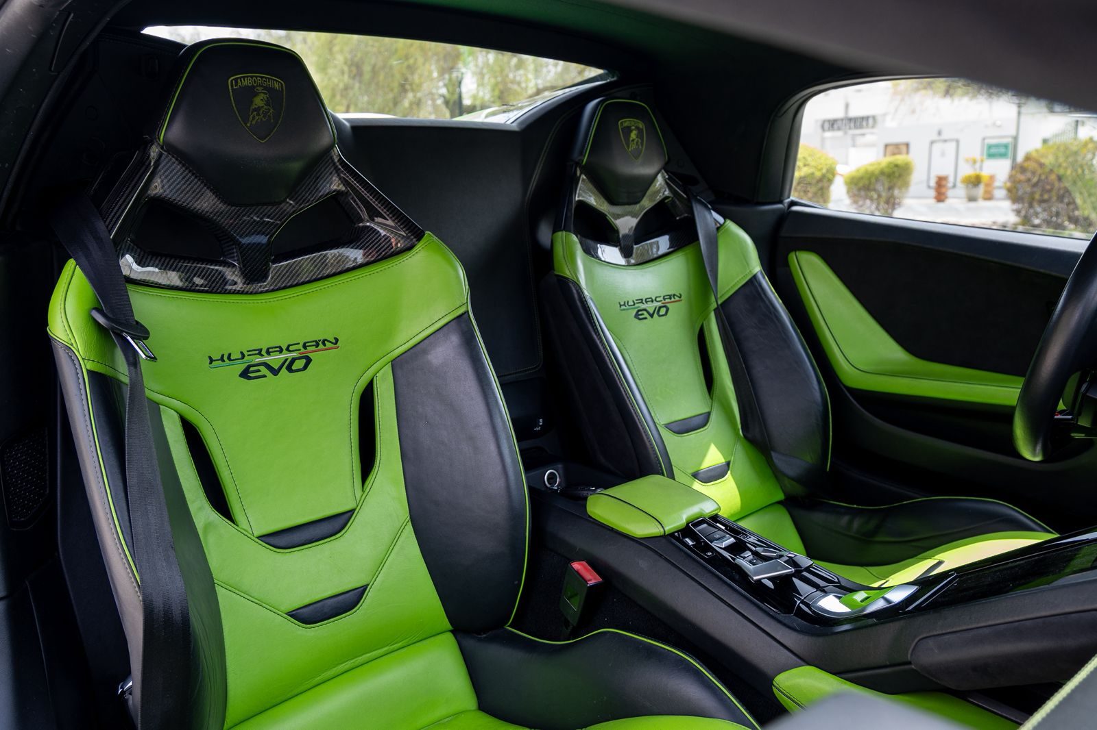 Lamborghini Huracan Evo Spyder — photo 5