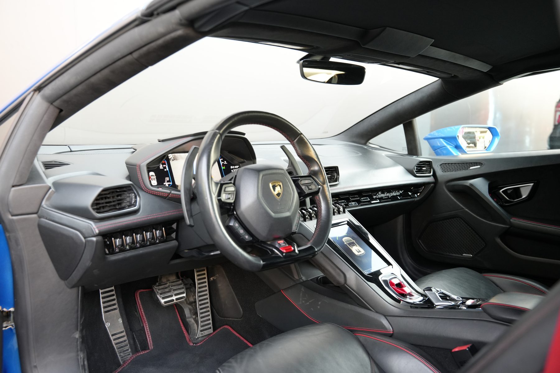 Lamborghini Huracan Evo Spyder — photo 4