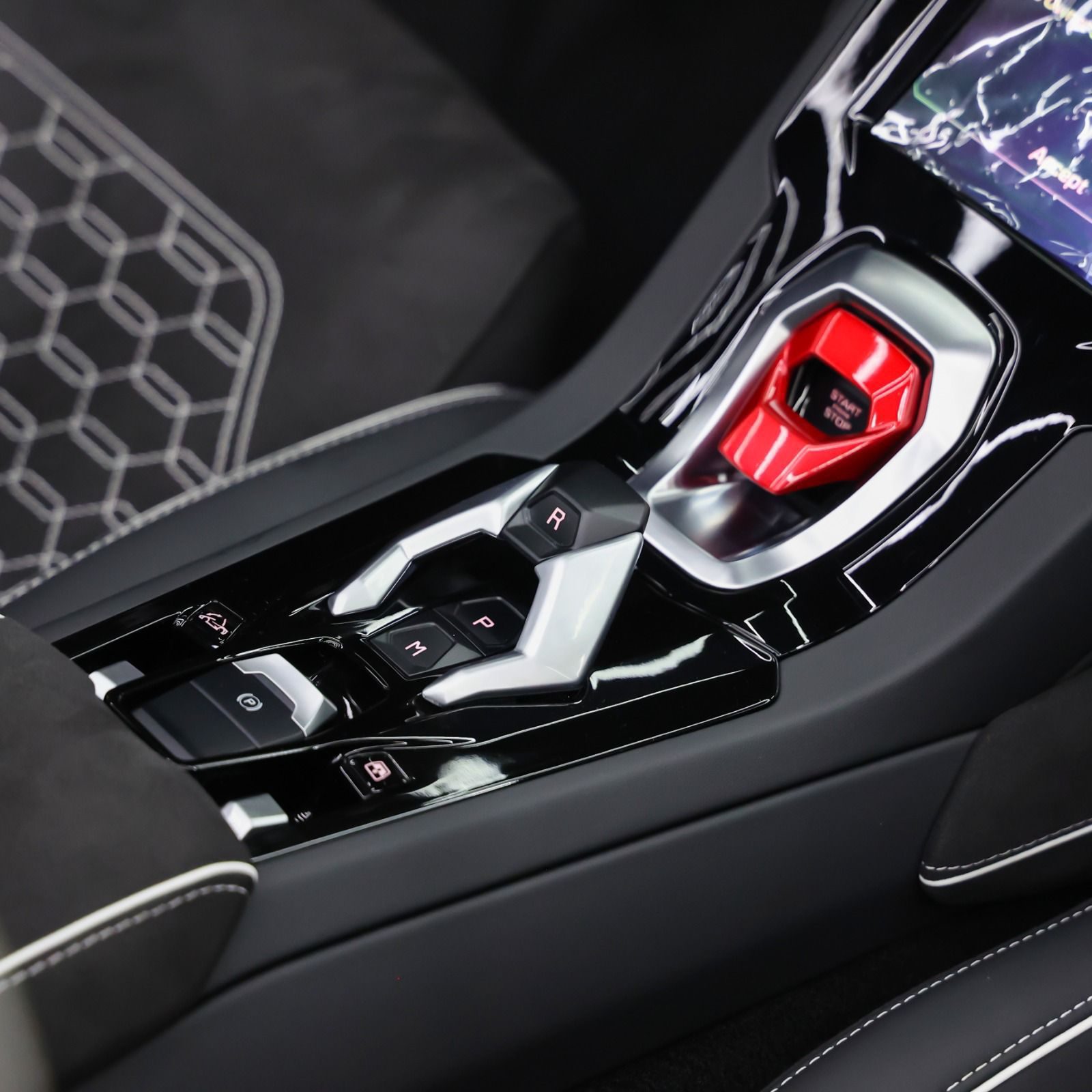 Lamborghini Huracan Evo Spyder Cabriolet — photo 12