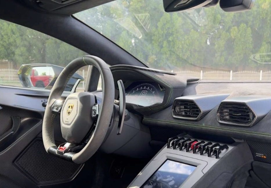 Lamborghini Huracan STO — photo 6