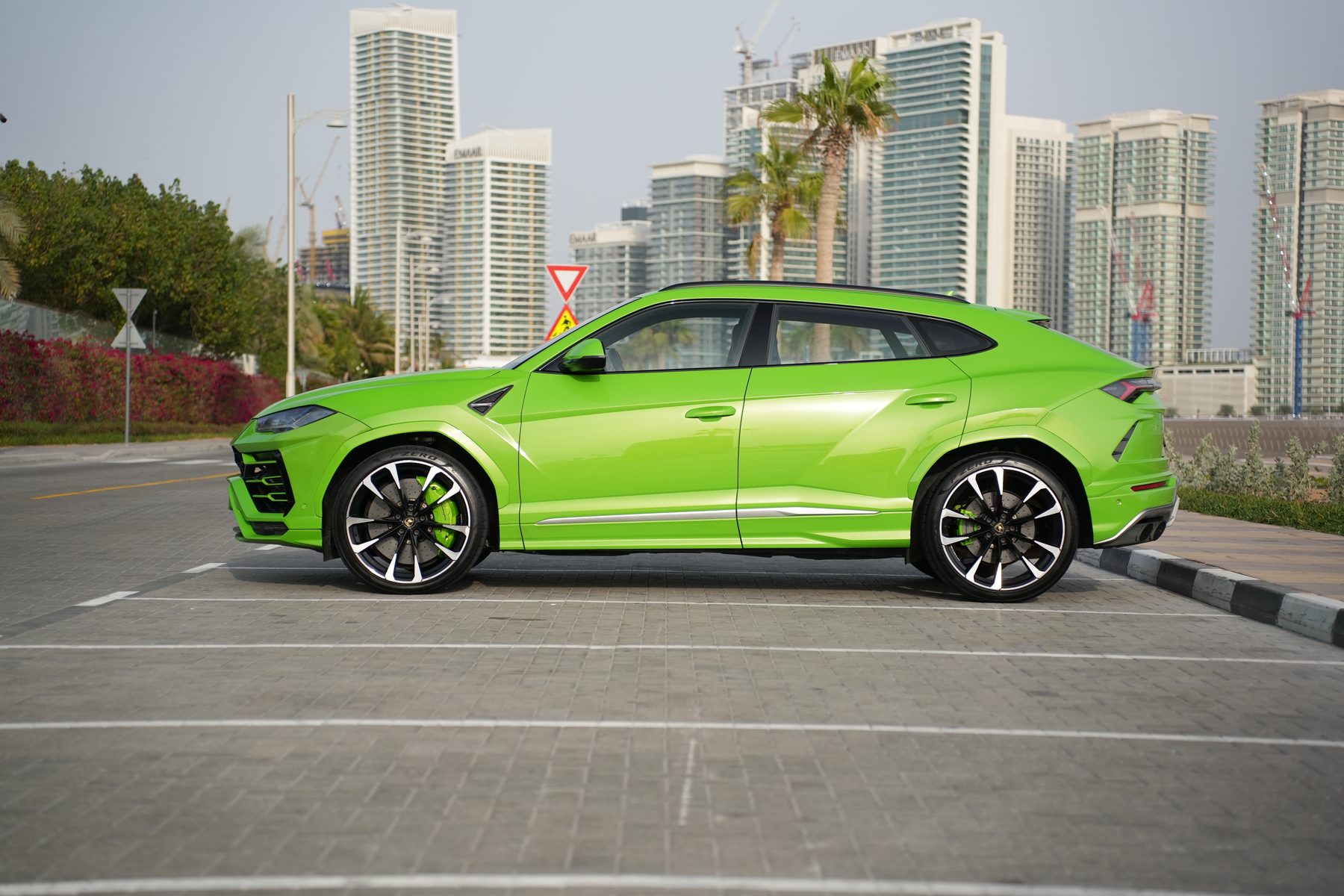 Lamborghini Urus — photo 3