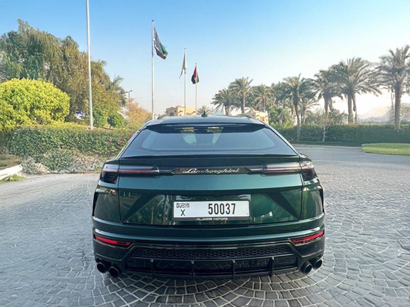 Lamborghini Urus — photo 4