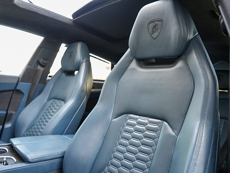 Lamborghini Urus — photo 5
