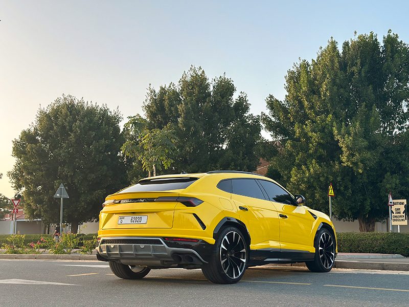 Lamborghini Urus — photo 3