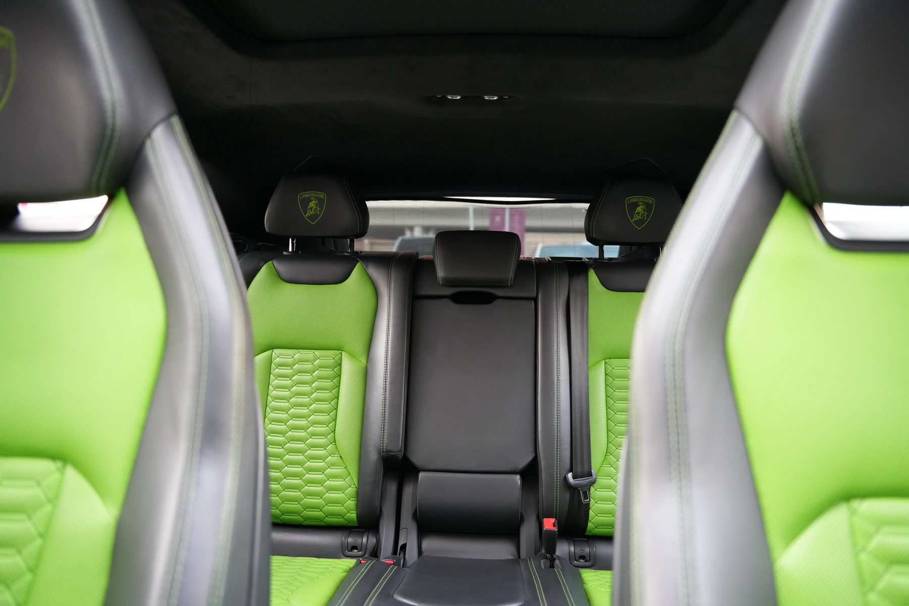 Lamborghini Urus — photo 5