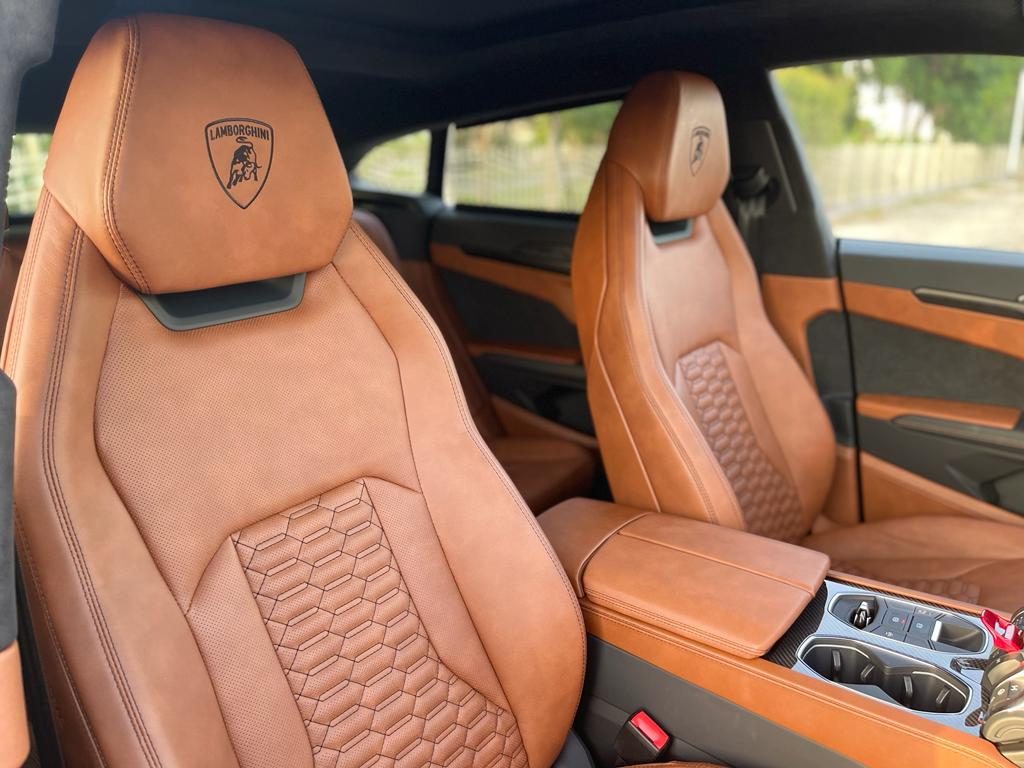 Lamborghini Urus — photo 4