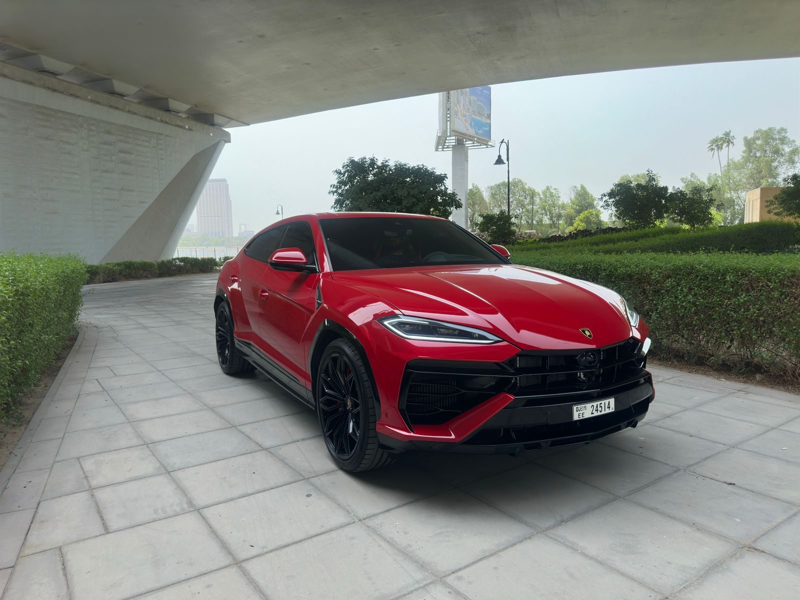 Lamborghini Urus Se — photo 4