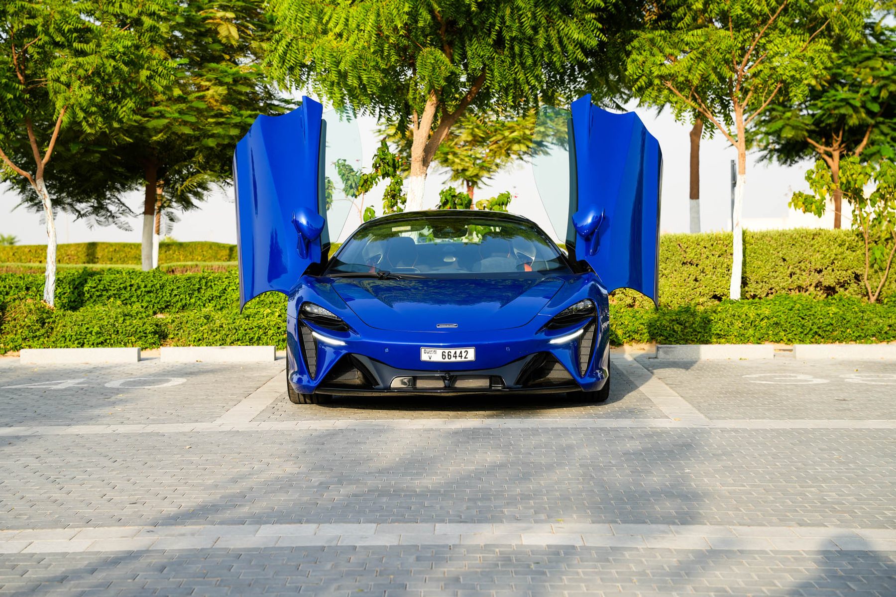 McLaren Artura Spider