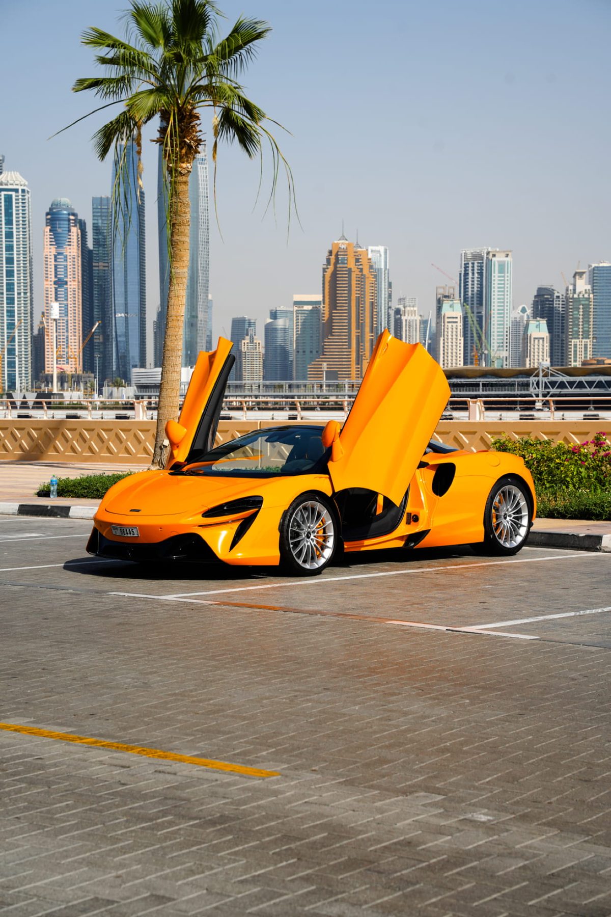 McLaren Artura Spider