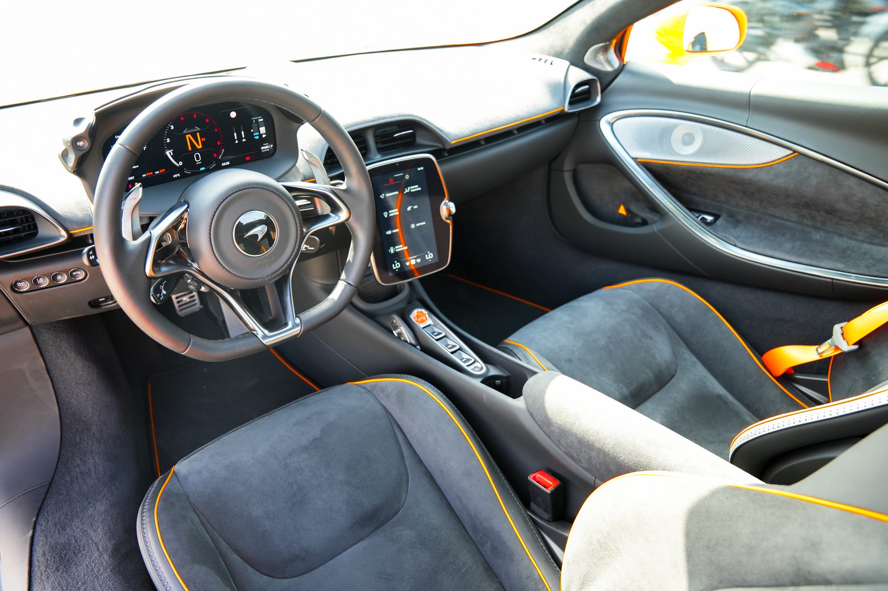 McLaren Artura Spider — photo 5