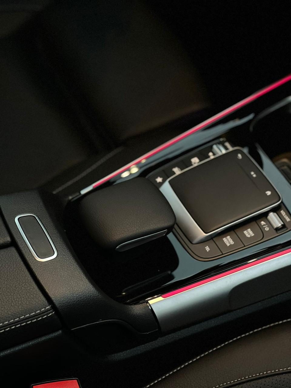 Mercedes-Benz Glb — photo 4