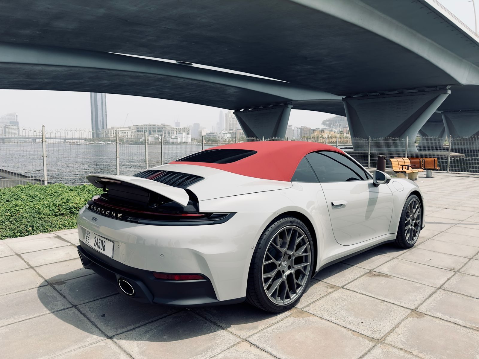 Porsche 911 — photo 4
