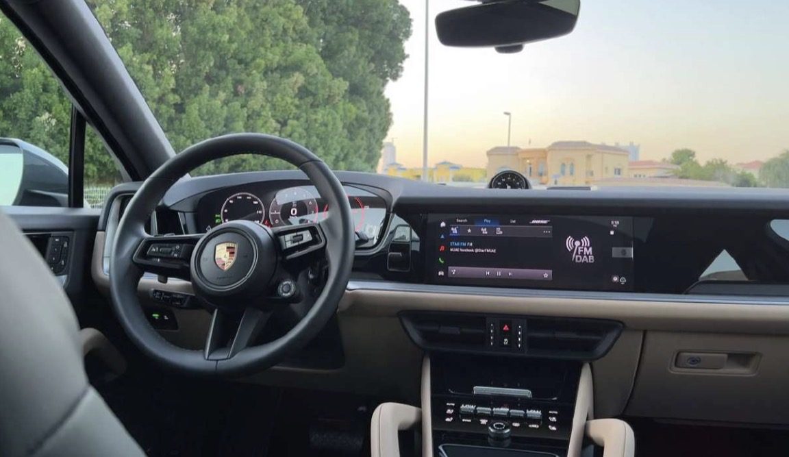 Porsche Cayenne — photo 5