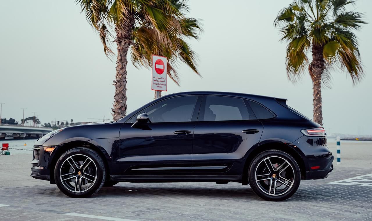 Porsche Macan — photo 7