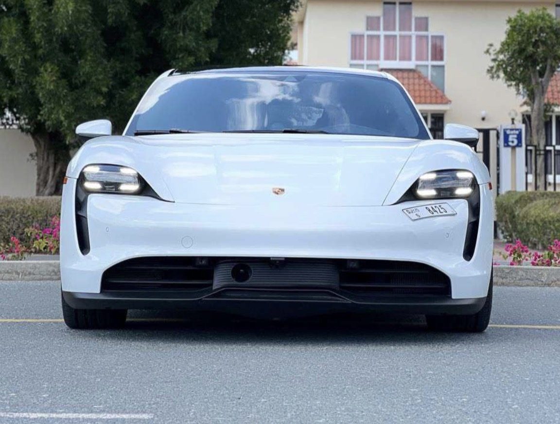 Porsche Taycan S