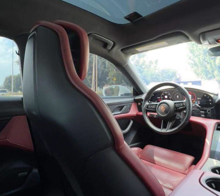 Porsche Taycan S — photo 5