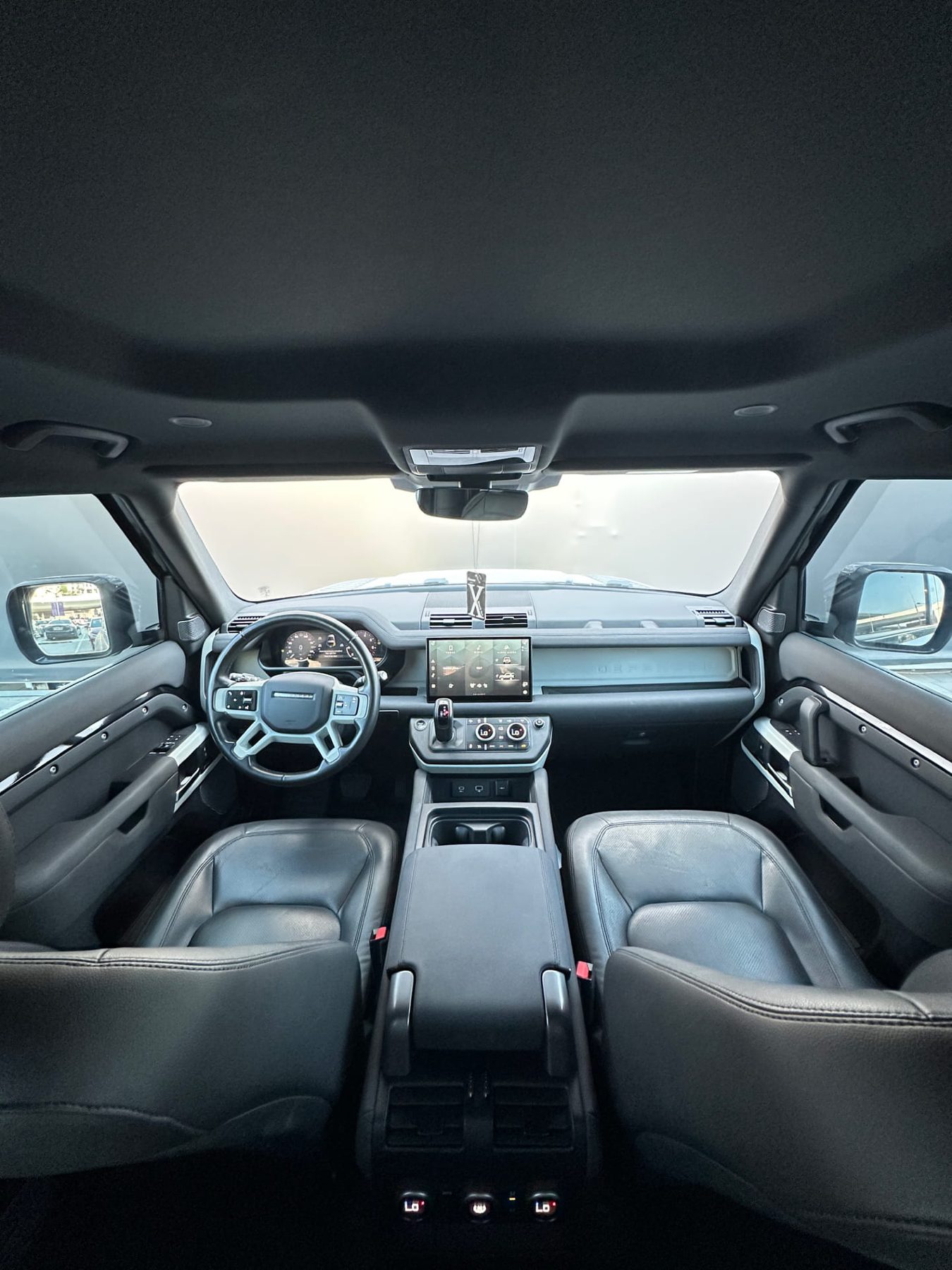 Range Rover Land Rover Defender — photo 4