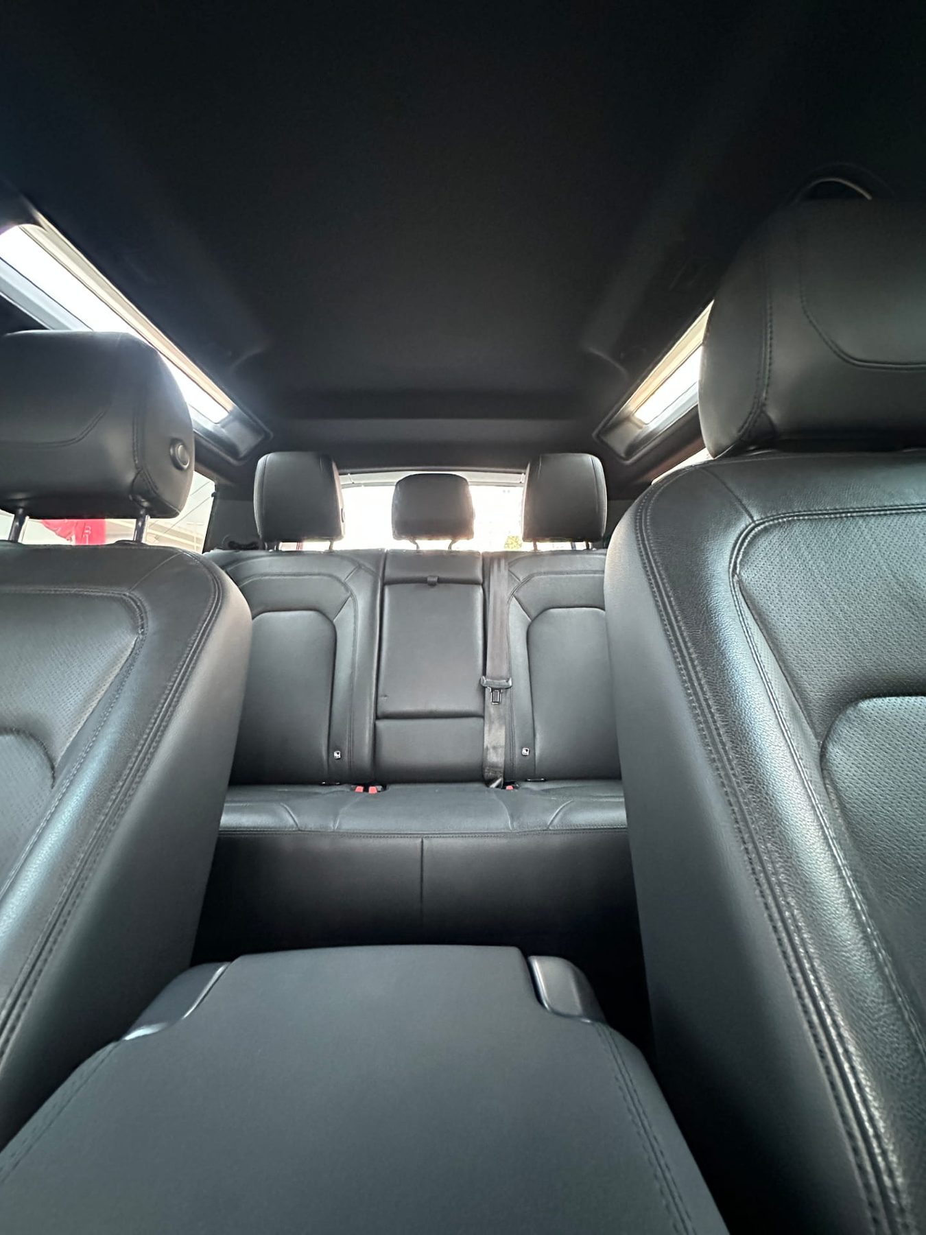 Range Rover Land Rover Defender — photo 5