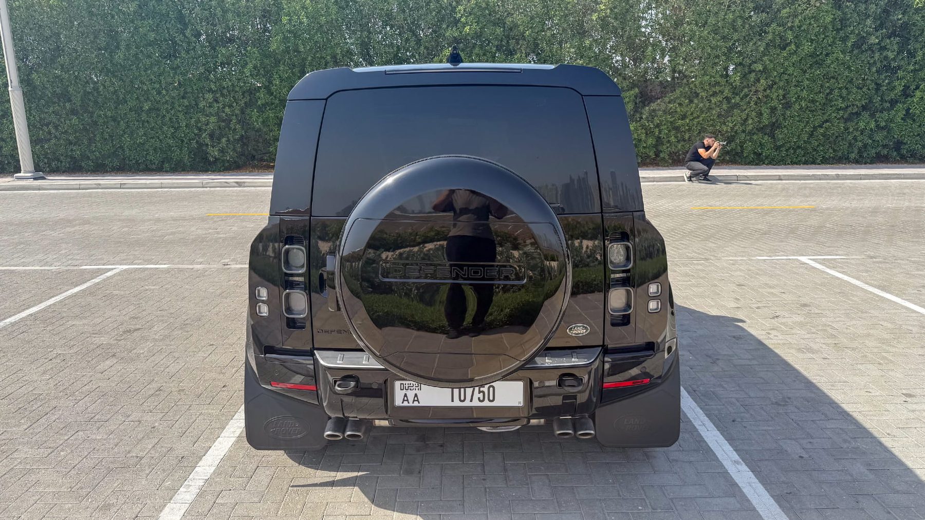Range Rover Land Rover Defender V8 — photo 3