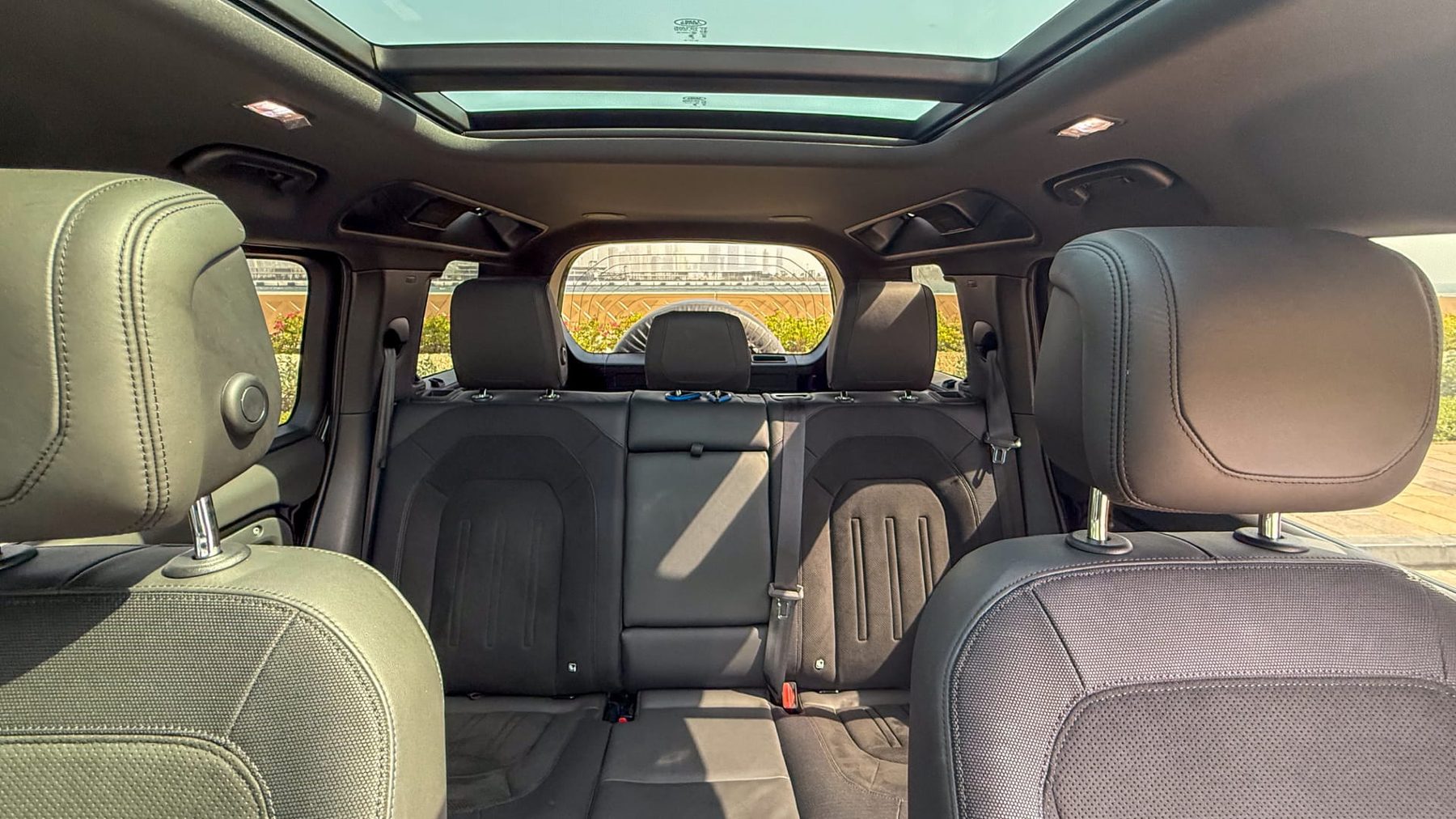 Range Rover Land Rover Defender V8 — photo 5