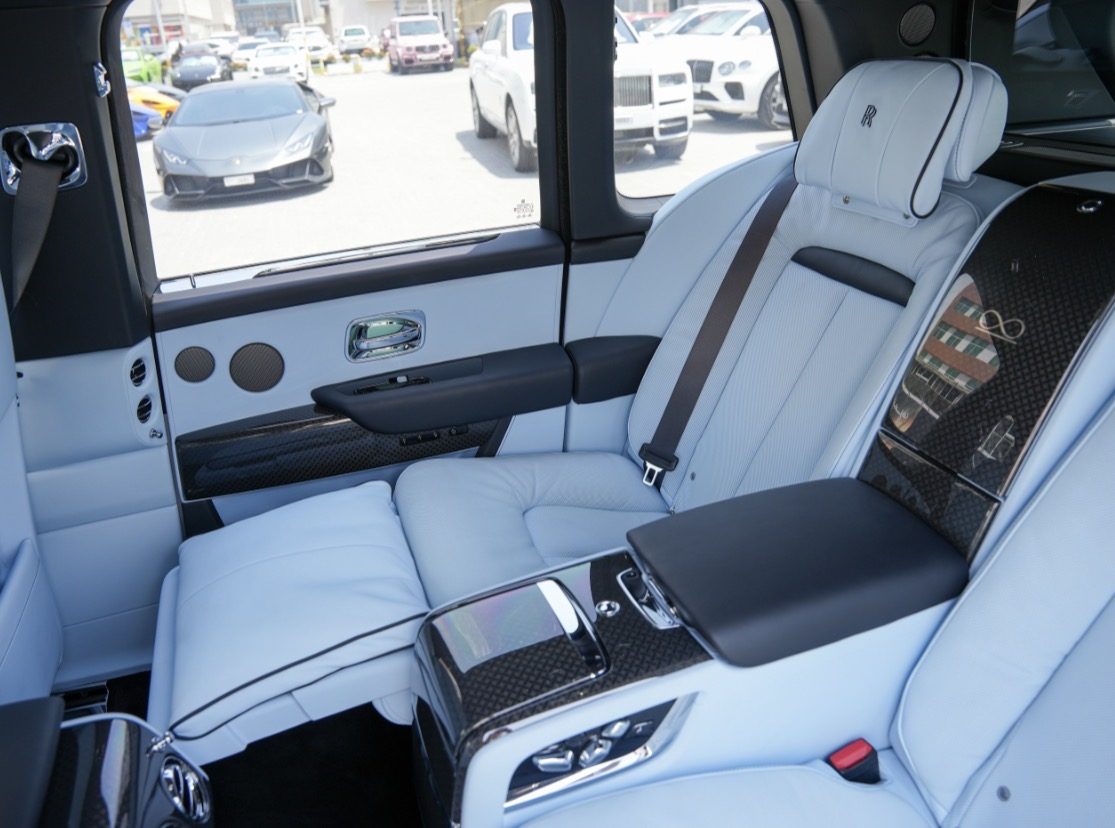 Rolls-Royce Culinan — photo 9