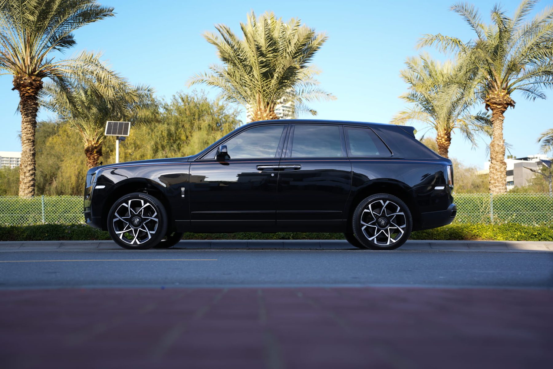 Rolls-Royce Cullinan Black Badge — photo 4