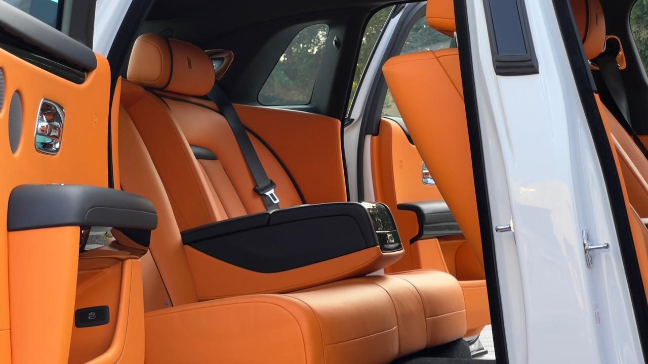 Rolls-Royce Ghost — photo 5