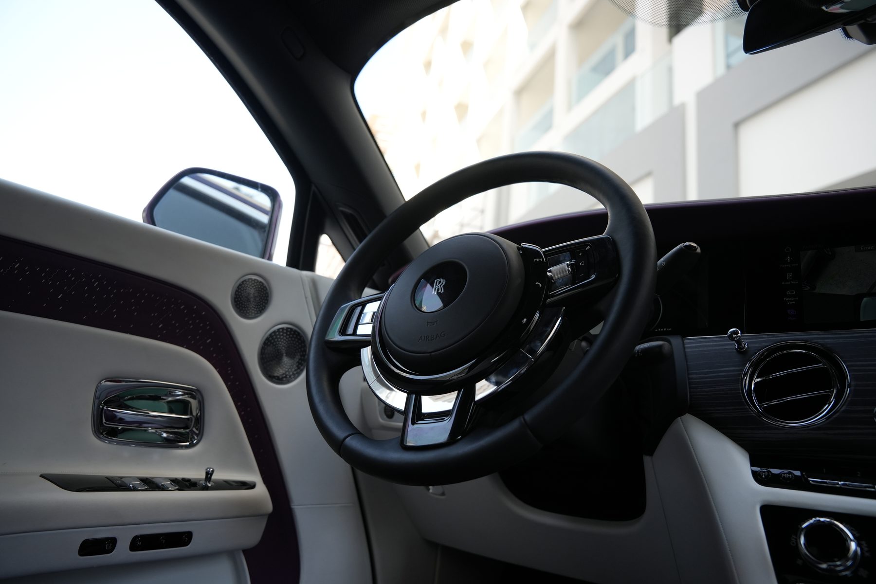 Rolls-Royce Spectre — photo 4