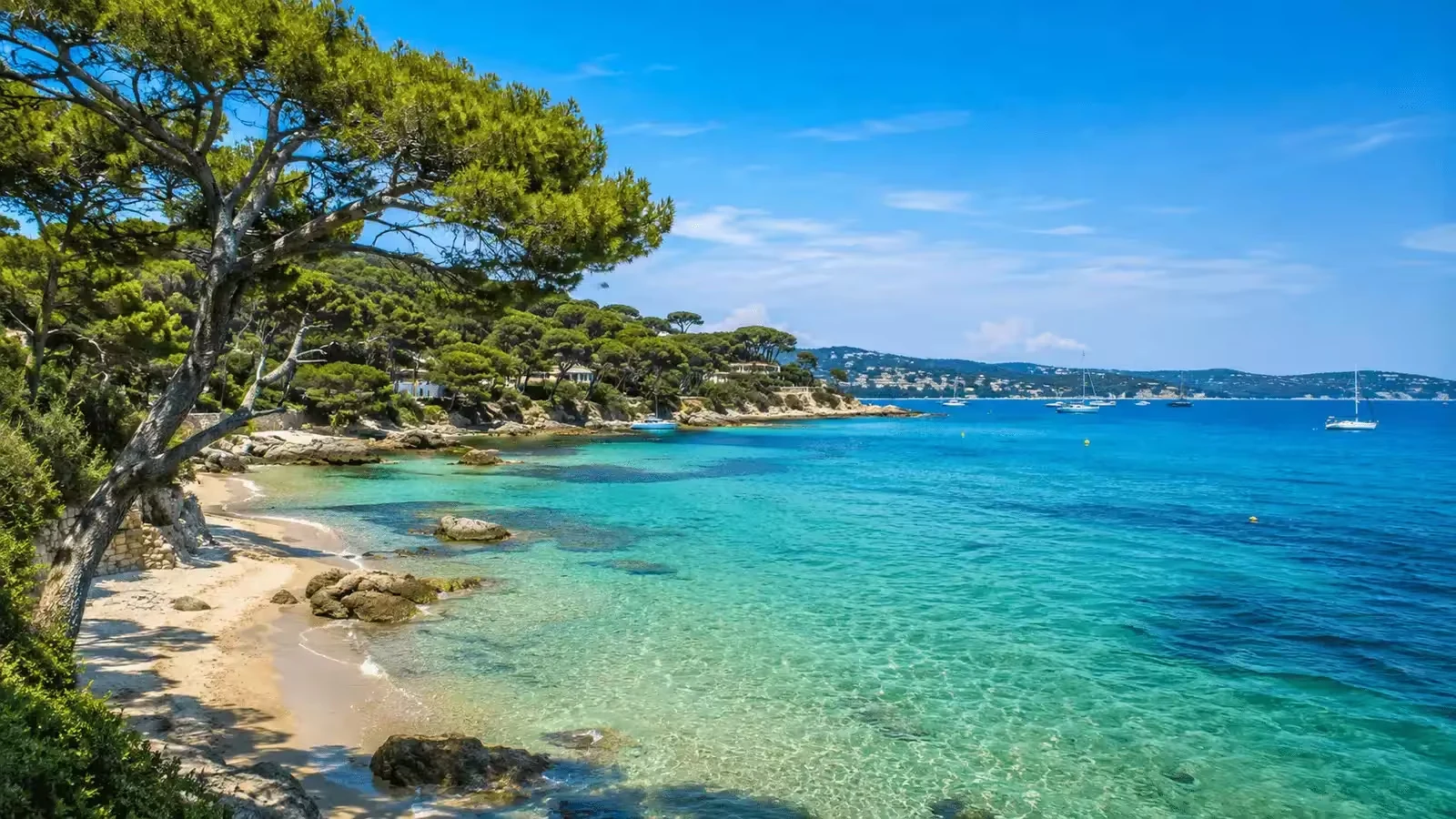 Plage de Saint-Tropez sur la Côte d’Azur