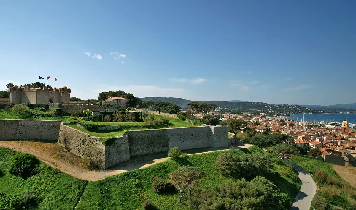 Vue du golfe depuis la Citadelle de Saint-Tropez